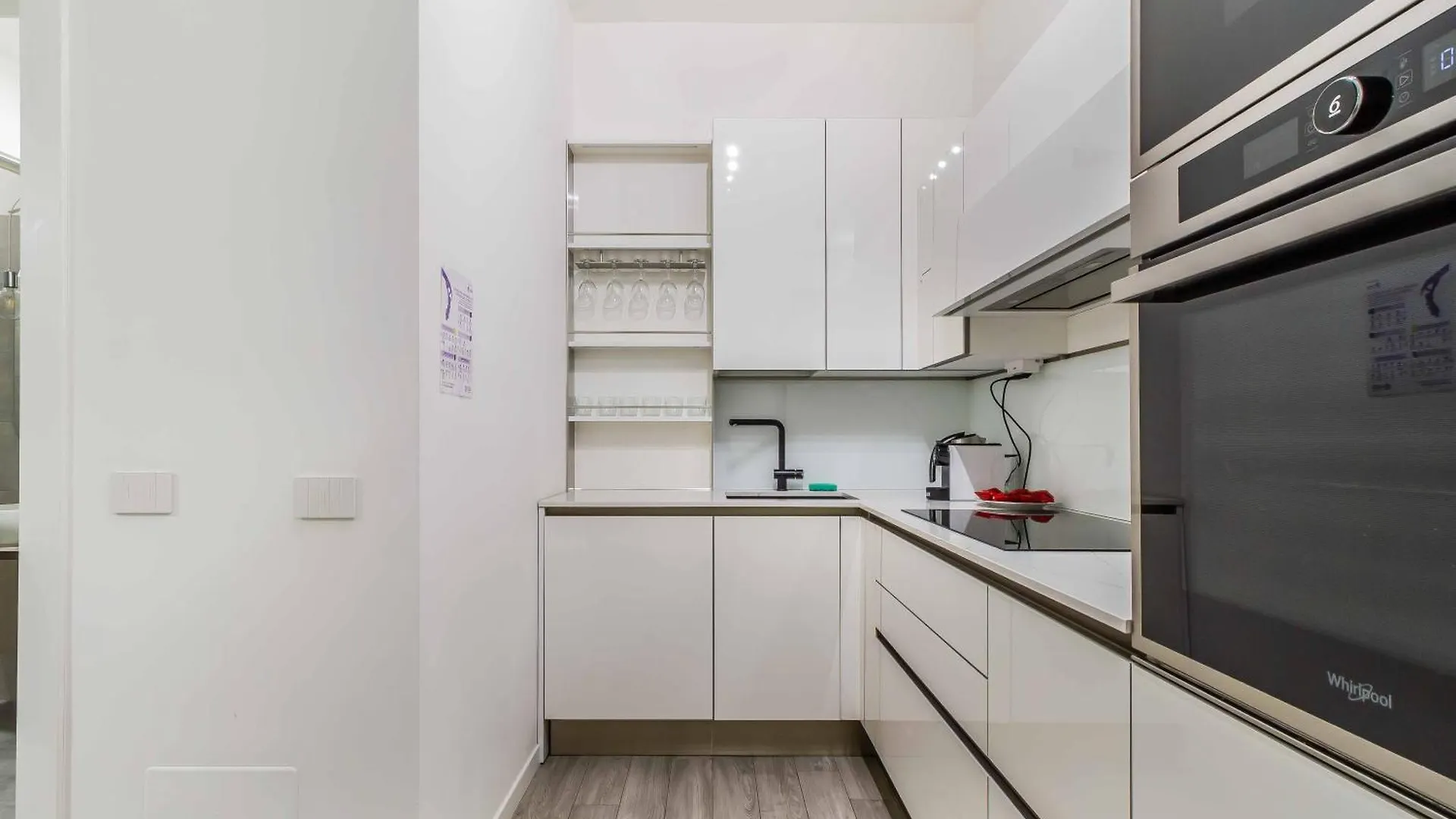Domusmi Veniero 12 Apartment Milan